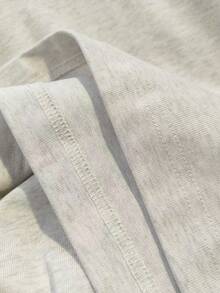 女士落肩短袖T恤，宽松中长款设计，卡通印花，时尚校园风，夏季休闲度假装扮 - 黑拼灰 - 查看 7