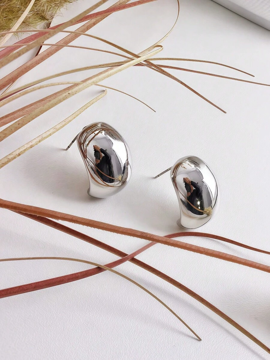 "Geometric Mirrored Silver Earrings – Modern Minimalism With A Futuristic Touch" - Bạc - Xem 1