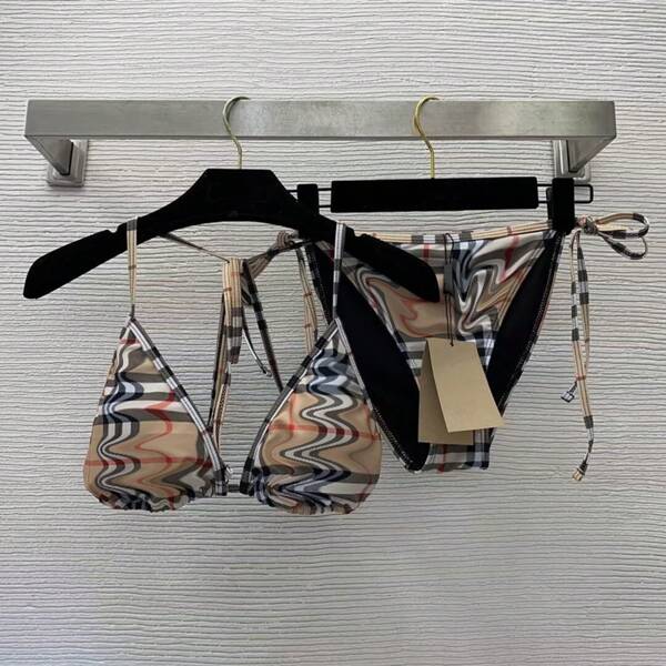 Breathable Two-Piece Bikini Swimsuit