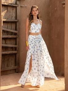Faeriesty Conjunto de 2 piezas BohoBloom: Blusa corta con volantes + Falda midi de línea A con abertura alta, adecuado para vacaciones en la playa, festivales de música de verano, excursiones al aire libre, citas de picnic, escapadas de fin de semana - Azul y blanco - Ver 5
