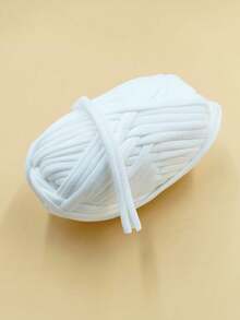 1 rocchetto di filato di lana con strisce di tessuto bianco, bordeaux e rosa, adatto per tessitura fai-da-te di borse, giocattoli, scarpe, tappeti e cestini di stoccaggio, decorazione per la casa, accessori per la casa. Decorazioni autunnali e natalizie per la casa, artigianato, filato di lana, tessuto. - Bianco - Visualizzare 9