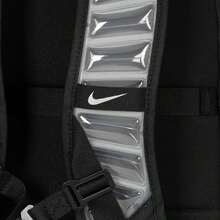 Nike 男女通用 NK VARSITY ELITE BKPK 休闲背包、运动包、学生书包、日常/户外/旅行包 - 黑/黑/金屬銀 - 查看 4