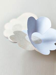 10 件一次性无纺布乳贴，超薄透气隐形乳贴，适合女性，舒适的内衣配件，适合连衣裙、泳装、日常休闲、派对、拍照、表演，非常适合夏季