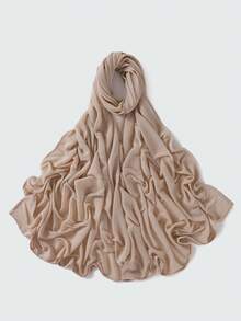 1条女士纯色褶皱休闲围巾，弹力透气针织小长围巾，可作头巾、披肩，保暖防晒，适合搭配连衣裙