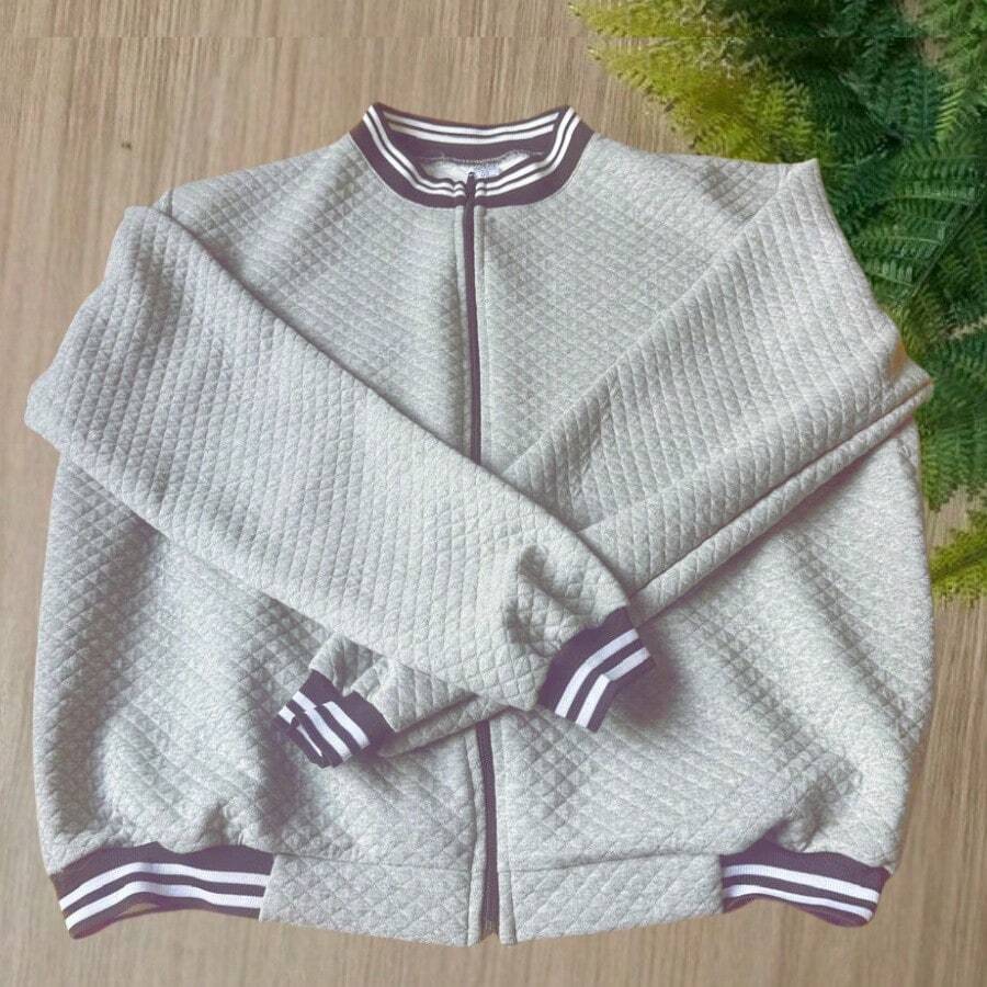 BLUSA Jaqueta Bomber Plus Size Feminina – Confortável, Estilosa e Ideal para Dias Frios - Cinza - Visão 1