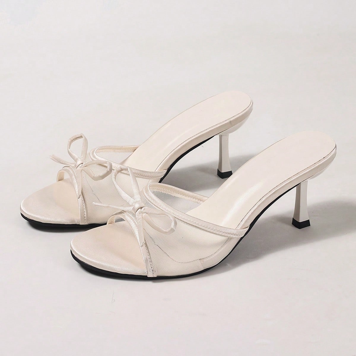 Sandalias de tacón alto con punta abierta y malla transpirable para mujer, elegantes pantuflas de tacón fino con moño, versátiles nuevas llegadas