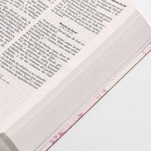 Biblia Letra Grande 12 Puntos Para Mujer RV1960 Imit Piel Rosada Floral - Single Book - View 6