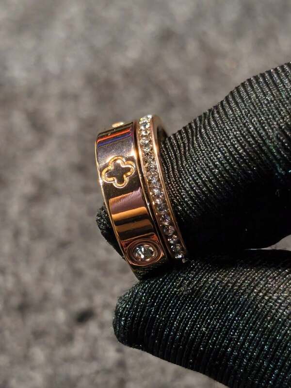 2pcs Set Stainless Steel Four-Leaf Clover Rhinestone Single Line Diamond Men's Rings, Suitable For Daily Wear