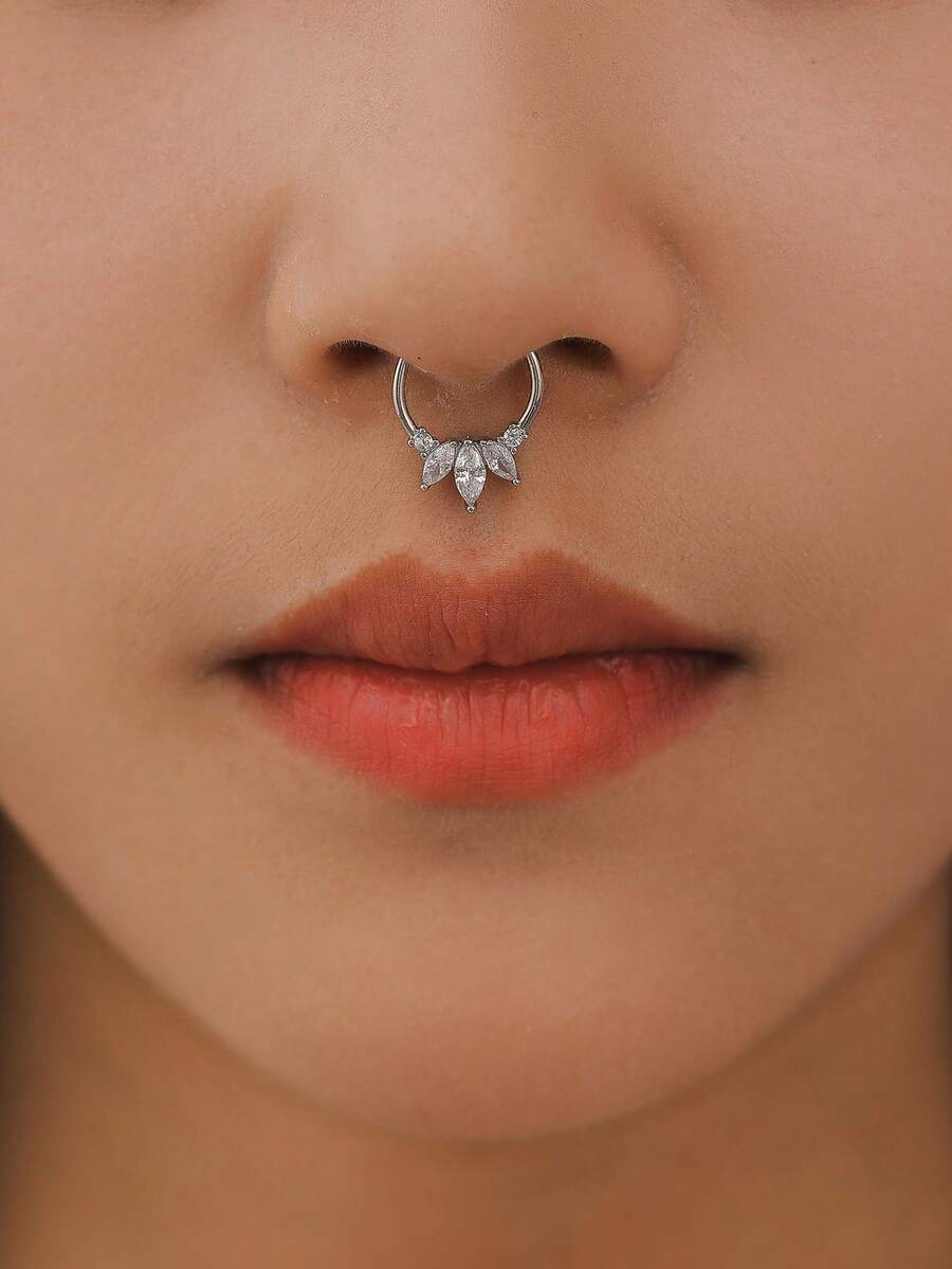 1pc Crown Synthetic Cubic Zirconia Fake Septum Nose Hoop Ring For Women Non Piercing Clip On Nose Body Jewelry - Bạc - Xem 1