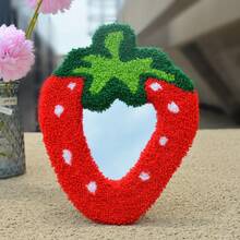 草莓图案化妆镜，绣花毛巾工艺镜，戳刺绣梳妆镜，便携式公主化妆镜，草莓毛巾刺绣相框镜，适合作为节日礼物 - 紅色 - 查看 2