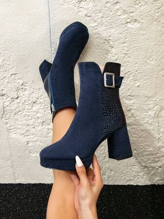 Fall/Winter 2025 Women's Retro Mid-Calf Boots, Elegant Snake Skin Pattern Increased Height Short Boots, Chunky Heel Waterproof Platform Boots, Niche Design Runway Model Thick Sole Boots