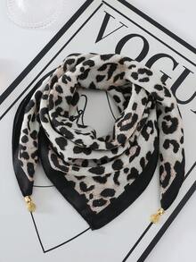 1pc Magnetic Belt With Metal Print Square Scarf