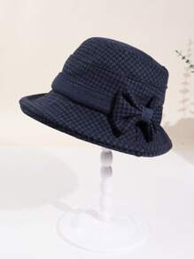 1pc Warm Plaid Bucket Hat, Fashionable Ear-Warming Beret Hat For Women, Ideal Outdoor Accessory, Suitable For All Seasons, Includes Drawstring For Adjustable Size Valentine's Day