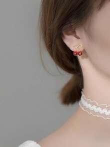 1 对 S925 纯银红樱桃耳钉，适合女士，合成红石榴石方晶锆石耳环，优雅的婚礼派对珠宝礼物 - 櫻桃 - 查看 3