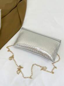 纯色金属边饰纹理单肩包，翻盖链条信封斜挎包，适合约会/正式场合、购物、装钱包、手机等，是年轻女性、大学生、新婚夫妇、上班族女性的理想之选。也适用于办公室、大学、工作、商务、通勤、户外活动、旅行和短途旅行。 - 銀色 - 查看 10