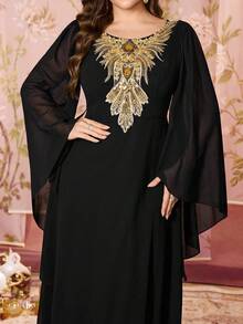 UNITHORSE V-Neck Long Batwing Sleeve Embroidered Chiffon Dress, Black - Black - View 4