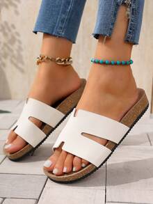 女士平底凉鞋，人字形，交叉带设计，带扣装饰，纹理鞋垫，增强脚底感觉，适合海滩、家居服、夏季，有卡其色、米色、棕色、黑色可选 - 米色 - 查看 7