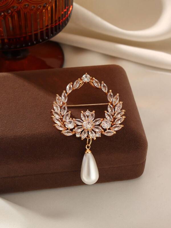 1pc Luxury Zirconia Floral Brooch, Elegant & Exquisite, Copper Alloy Material, Suitable For Suit, Jacket, Scarf, Adds High-End Touch To Any Outfit. An Ideal Gift For Birthday, Anniversary, Valentine's Day, Christmas, And Graduation