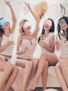 2 件/套返校毛绒睡眠眼罩和蝴蝶结头带套装，柔软涤纶亚克力绒毛遮阳罩，弹性头带，无电源派对礼物，适合水疗、睡衣派对和单身派对用品，适合旅行、办公室、飞机、火车、私家车、户外休息、化妆、洗漱用品，1 套（2 件）洗面奶头带眼罩，随机颜色旅行必备度假睡眠面罩