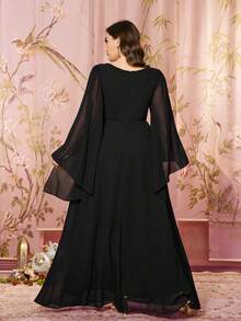 UNITHORSE V-Neck Long Batwing Sleeve Embroidered Chiffon Dress, Black - Black - View 2