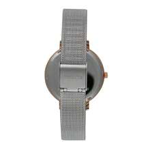 Relógio Mondaine Feminino Malha de Aço Bicolor 32848LPMVGE2 - Branco - Visão 4