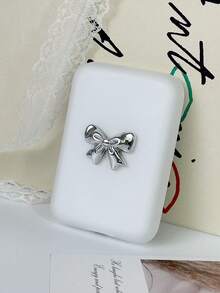 MagSafe 兼容哑光蝴蝶保护壳，兼容 Apple 原装无线磁力充电器