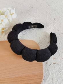 一套护肤头带和腕带，蓬松SPA化妆头带，方便洗脸，柔软舒适，是女性旅行和上学的必备单品，可爱发圈和护肤配件，非常适合万圣节装扮，也是送给女性的贴心生日礼物和圣诞节礼物。