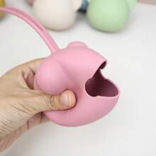 便携式硅胶奶嘴收纳盒，泰迪熊设计奶嘴容器带挂带，婴儿奶嘴架 - 彩色 - 查看 3