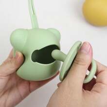 便携式硅胶奶嘴收纳盒，泰迪熊设计奶嘴容器带挂带，婴儿奶嘴架 - 彩色 - 查看 2