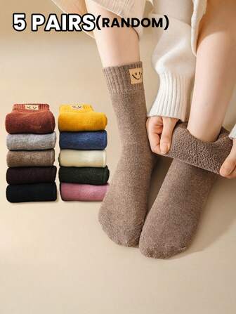 5双女士厚毛绒袜子，随机纯色，几何图案和面部图案，优雅舒适，适合秋冬季日常休闲穿着
