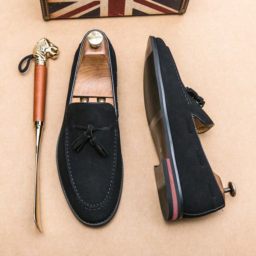 Zapatos de cuero para hombres, mocasines de ante estilo británico con borlas, zapatos Oxford casuales para trabajo (los mocasines son pequeños, se r