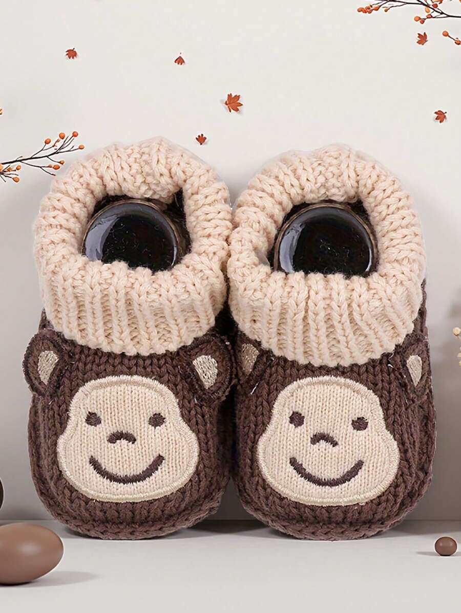 1 双新生儿针织短靴，柔软婴儿袜靴，手工钩编，适合男婴和女婴，初学步鞋，卡通猴子图案，0-3 个月