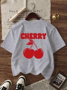 Ta luźna koszulka z krótkim rękawem i okrągłym dekoltem w wiśniowy wzór została zaprojektowana specjalnie dla dziewczynek i dzieci na lato. Wyróżnia się pysznym wzorem wiśni. To wyjątkowa koszulka dla dzieci, które kochają wiśnie i chcą się wyróżnić! Odzież dziewczęca, Koszulka z grafiką dla dziewcząt, Bluzka letnia, Odzież dziewczęca - Szary - Zobacz 2