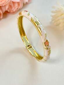 1 pieza Brazalete de estilo vintage con esmalte floral dorado, pulsera dorada, accesorio de joyería apta para niñas y mujeres, uso diario y regalo para festividades