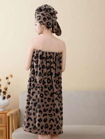 1 件聚酯纤维女士可穿戴浴巾，心形和字母图案，吸水速干柔软毛巾，适用于浴室、厨房、洗脸，适合所有季节，非常适合浴室、酒店、派对、海滩、旅行、节日礼物、学校、返校、旅行、旅行必需品、家居必需品、毛巾、皮肤护理