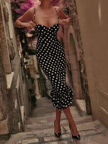 女士优雅波点褶皱下摆吊带连衣裙，波西米亚风格，适合圣诞节、情人节、夏季节日等场合。 - 黑色 - 查看 1
