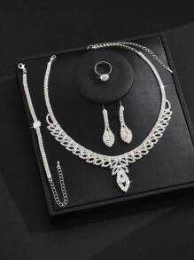 1 Stück Halskette + 1 Paar Ohrringe + 1 Stück Armband + 5 Stücke Ringe, Damen Schmuckset, sexy & elegant, geeignet für den täglichen Gebrauch, Hochzeitskleid Accessoires, Abschlussfeier, Fotoshootings, Musikfestivals, Halloween und andere Feierlichkeiten