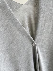 女士纯色针织轻薄披肩开衫，优雅透气，适合海滩穿着，办公、旅行、春夏秋冬皆宜。