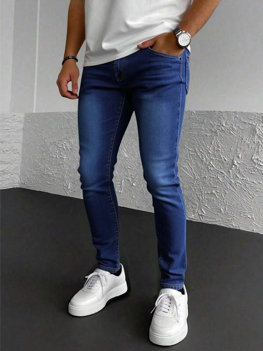 Jeans skinny para hombre en denim azul, ajustados y modernos, ideal para estilos casuales - Azul lavado oscuro - Ver 1