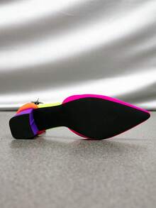 女士霓虹撞色尖头踝带粗跟高跟鞋，撞色设计，活力四射，适合派对、夜店、时尚活动等场合，大胆时尚，是春、夏、秋季的理想之选。如果您的脚型偏瘦，请选择比标准尺码小一码的尺码。 - 彩色 - 查看 7