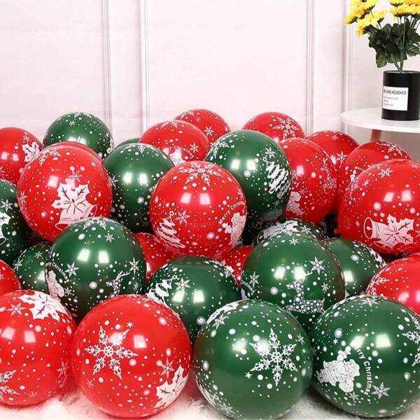 30 balões de látex de Natal vermelhos e verdes de 10 polegadas de espessura com decoração de flores de cinco lados. O conjunto de balões de látex é muito adequado para aniversários, casamentos, Dia dos Namorados, Ação de Graças, Natal, Halloween, Ano Novo, arranjos de balões para decoração de casa, festa de aniversário com balões, Natal.