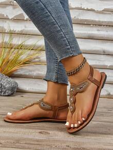 最新款式波西米亚人字拖凉鞋，平底休闲凉鞋