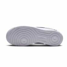 Nike 大童新款经典 Air Force 1 百搭耐穿透气低帮休闲运动鞋 - 白色 - 查看 5