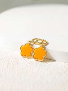 1对金属时尚幸运四叶草吊坠耳环 - 橘色 - 查看 4