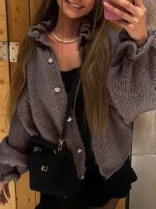 Suéter de punto de mujer Joy, de moda y versátil, con cuello medio alto, adorno de volantes y botones metálicos, estilo francés casual, para oficina, salir, fiestas, Navidad y Año Nuevo