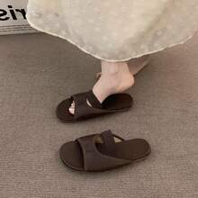 Women Athletic & Outdoor Sandals & Slides - 黑色 - 查看 6