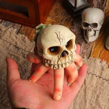Halloween Skeleton Hand Prop, Horror Yard Resin Decor, Skull Shell Creepy Hand Gag Gift