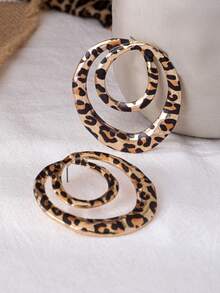 1 对女士超大夸张不对称圆形镂空十字交叉耳环，极简时尚，适合日常佩戴