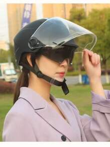 خوذة دراجة نارية كهربائية للرجال والنساء للاستخدام الخارجي، حماية من الشمص الصيفية، قابلة للتنفس، ذات عدسة مزدوجة نصف خوذة، قوية، خوذة أمان عالمية لجميع المواسم. قد تختلف الدفعة، سيتم شحن نمطين عشوائيين، لكن المادة واحدة.