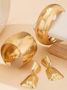 4pcs Vintage Sexy Women'S Jewelry Set, Texture Wide Cuff Bracelet, Open Bangle, And Geometric Stud Earrings, All-Season Gift For Valentine'S Day, Parties, And Daily Wear - Vàng - Xem 4